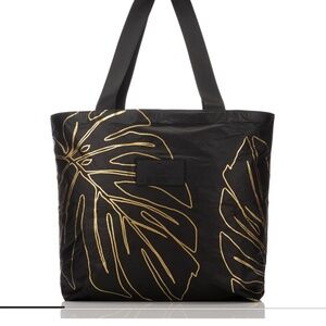 ALOHA Collection zippered tote